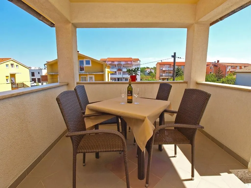 Apartments Valeria 1334 Medulin