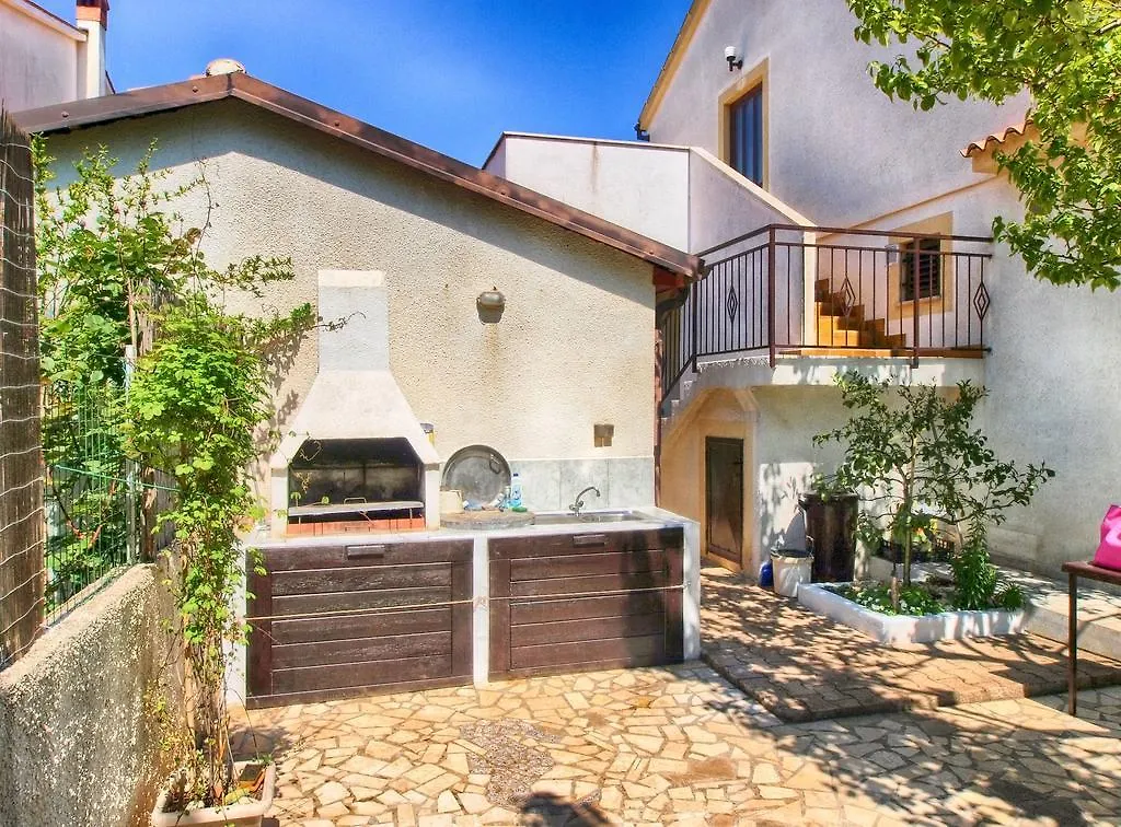 מדולין Apartments Valeria 1334